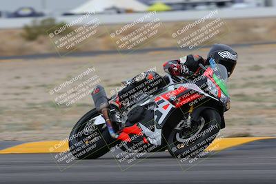 media/Jan-14-2023-SoCal Trackdays (Sat) [[497694156f]]/Turn 4 Set 2 (1030am)/